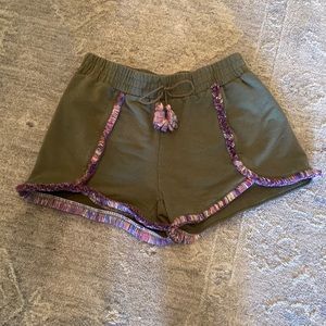 ART CLASS SHORTS